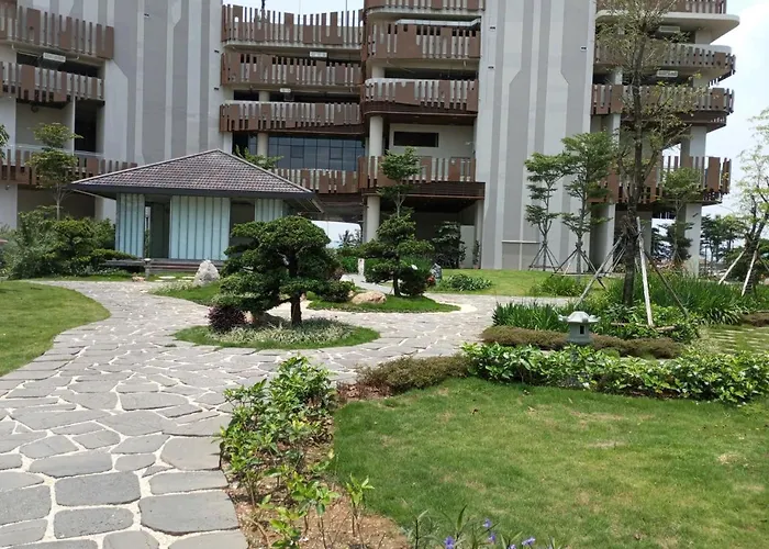 The Ruby - Bay Melody Apartment